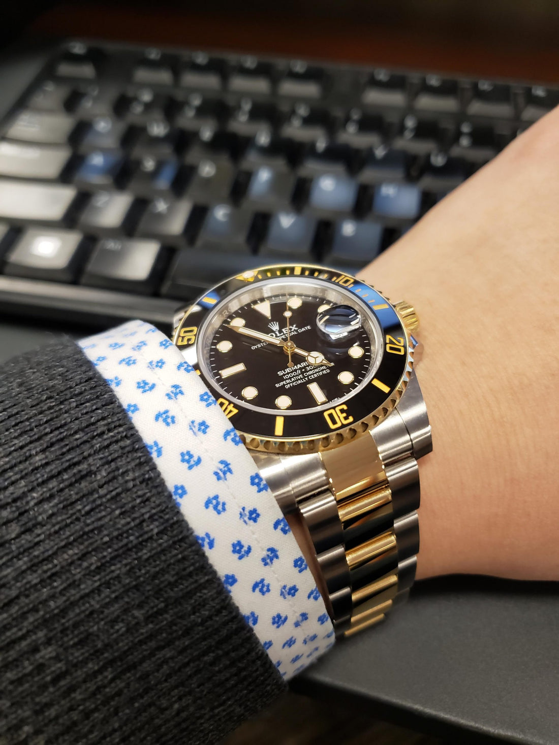 ROLEX SUBMARINER DUAL TONE (AUTOMATIC)