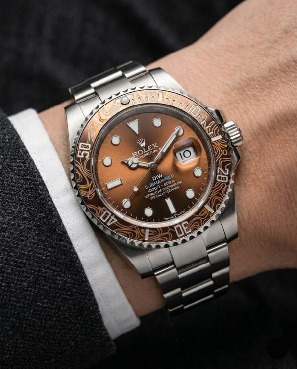 ROLEX OYSTER PERPETUAL SUBMARINE DIW LIMITED ADDITION