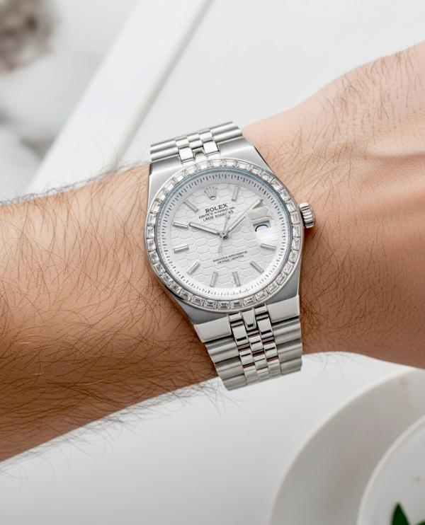 ROLEX OYSTER PERPETUAL LAND DWELLER DIAMOND BAZEL