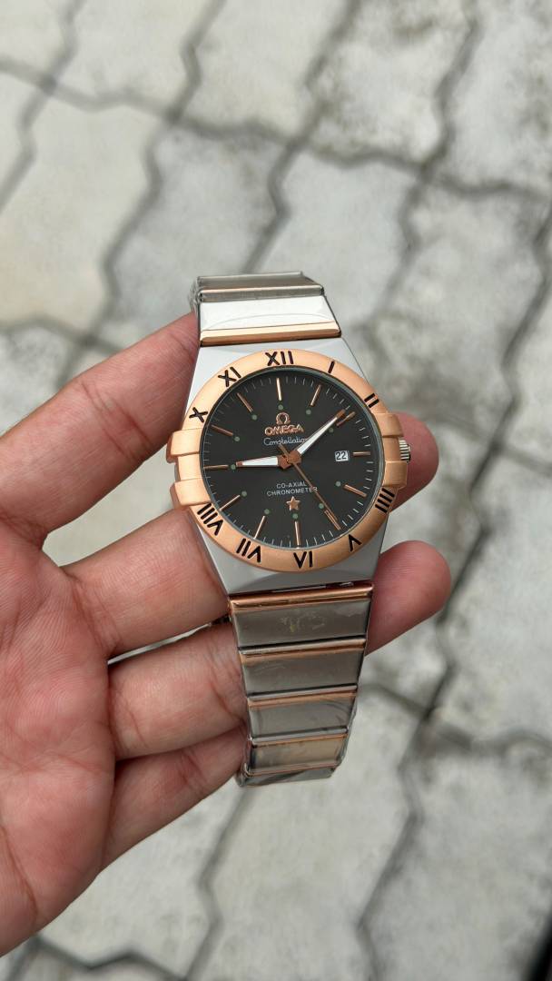 OMEGA CO-AXIAL CHRONOMETER DUAL TONE BLACK DIAL