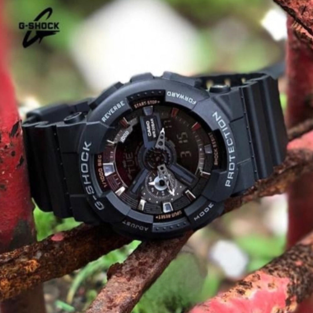 G SHOCK CASIO GA-110-1BDR ANALOG-DIGITAL WITH ORIGINAL BOX