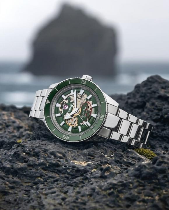 RADO CAPTAIN COOK HIGHTECH AUTOMATIC SILVER-GREEN