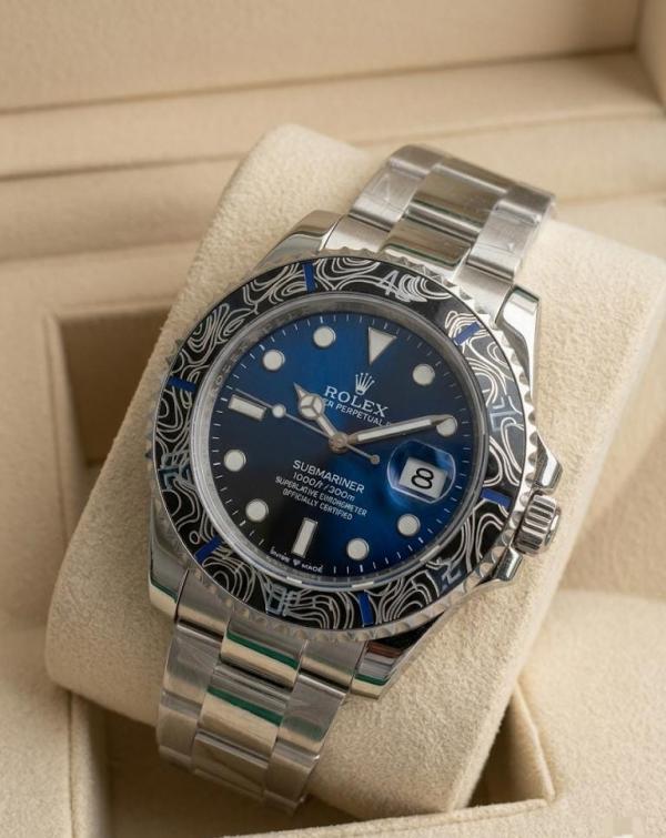 ROLEX OYSTER PERPETUAL SUBMARINE DIW LIMITED ADDITION SILVER-BLUE