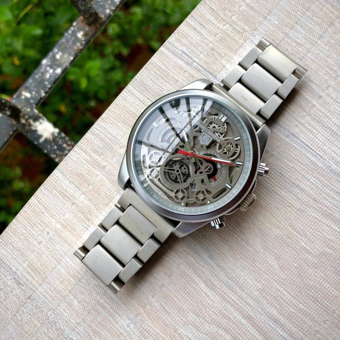 TAG HEUER CR7 DIAGNO GREY CHRONOGRAPH WATCH WITH METAL BELT